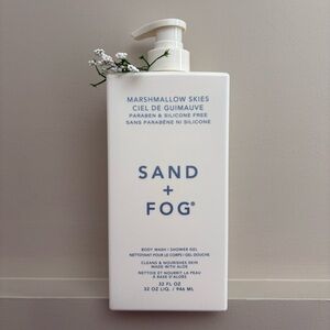 Sand + Fog Marshmallow Skies Body Wash - White